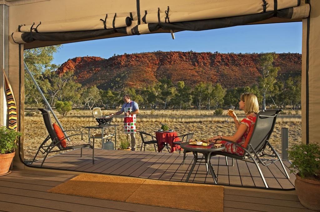 Squeakywindmill Boutique Tent B&B Alice Springs Exterior photo